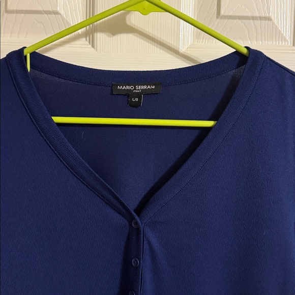 Mario Serrano long sleeve top size Large - Picture 2 of 3